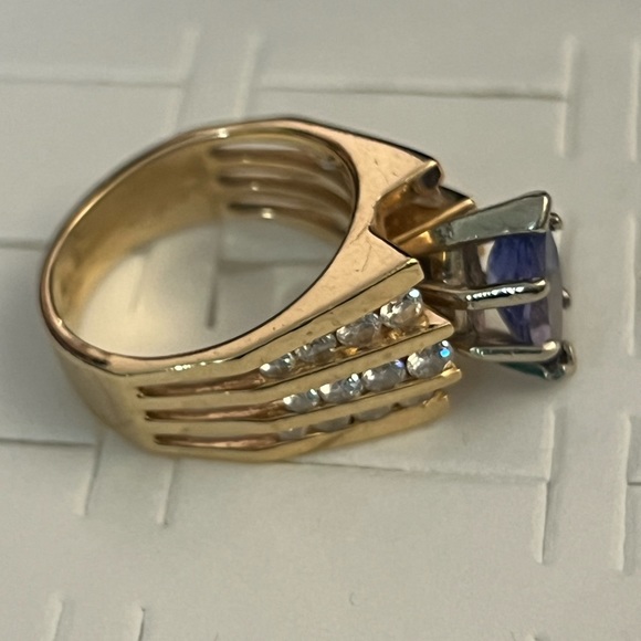 Tanzanite 1.5 ct Marquise and round .40 ct diamond  ring size 7.5 14k gold - Picture 5 of 13